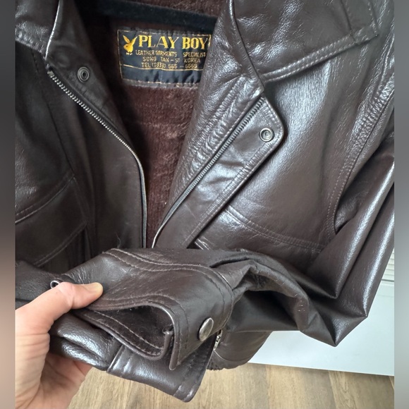 💯 Authentic Playboy Brown Leather Bomber Jacket - Picture 2 of 13